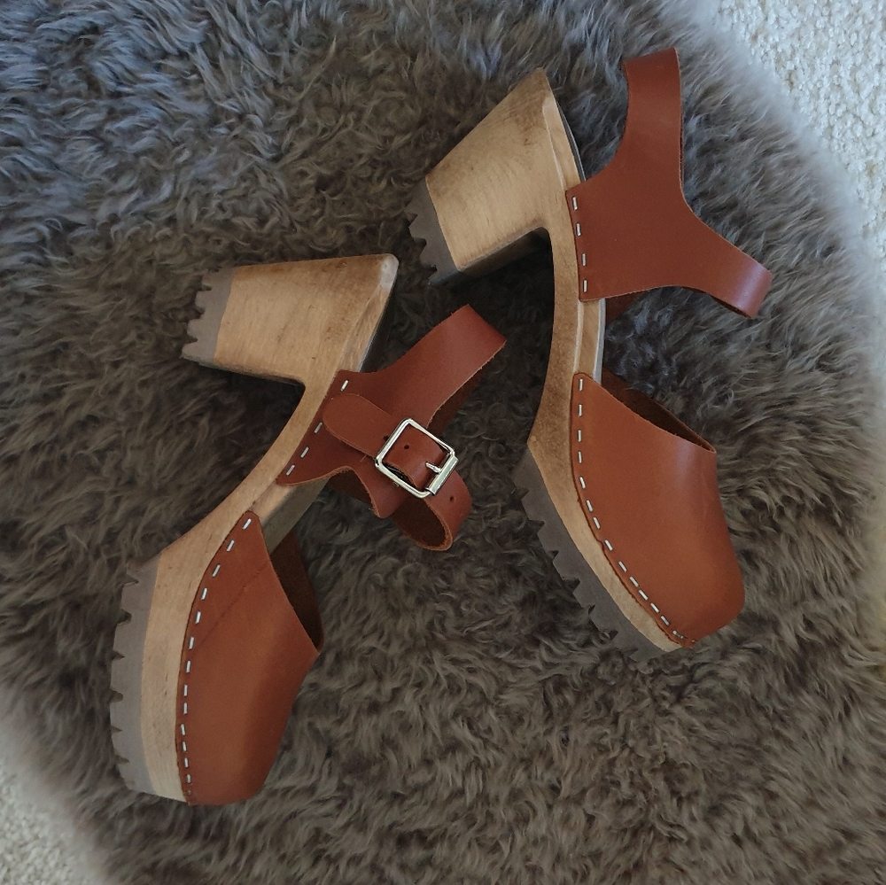 MIA Brown Abby Clog - Size 38